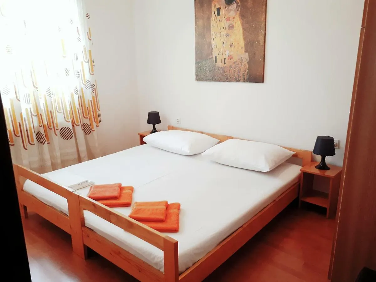 Apartment Karinovo マリンスカ クロアチア